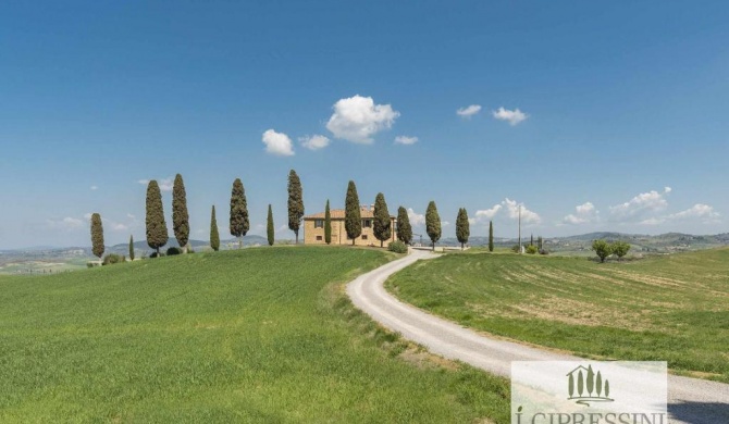 Villa I Cipressini privata lusso piscina riscaldata spa palestra Toscana