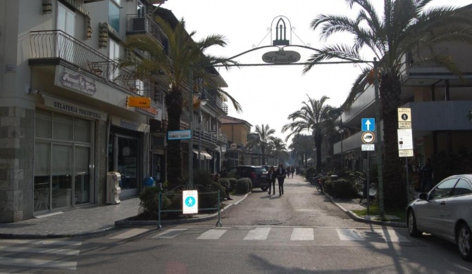 APPARTAMENTO VERSILIA