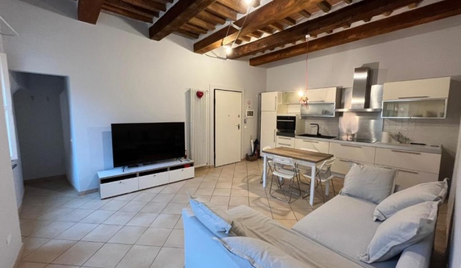 Mossotti Street Apartment