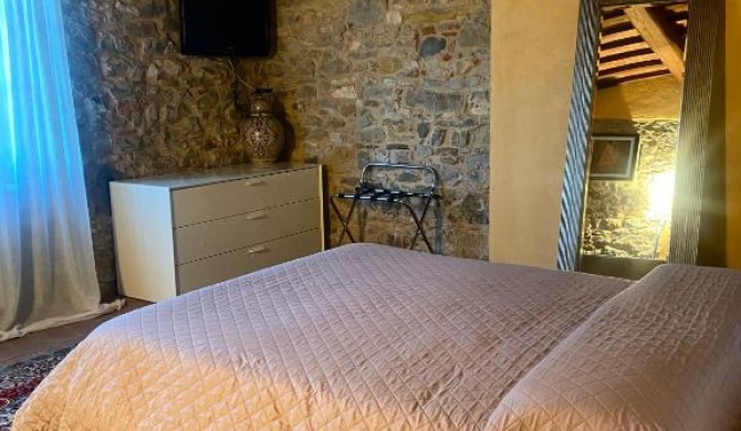 Room in BB - Sottotono Agriturismo with swimming pool on Florence surrounded by greenery