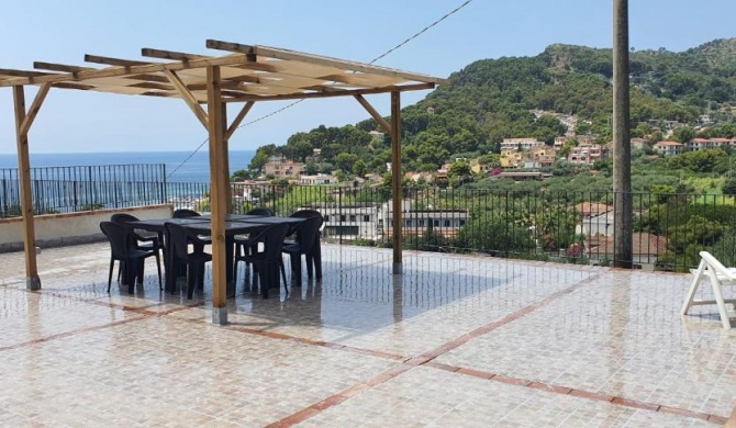 Ponte S. Nicola - Bellissima villa a 400m dal mare