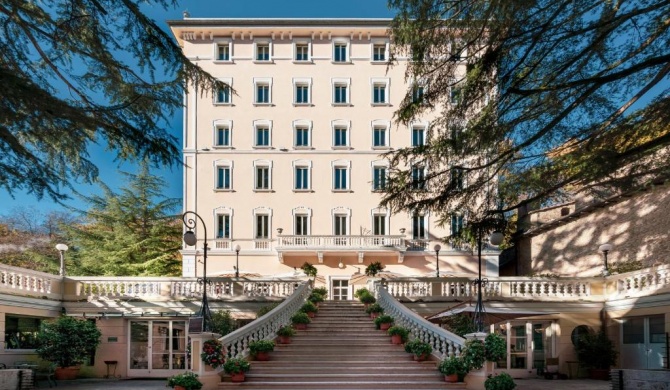 Hotel Helvetia Thermal Spa