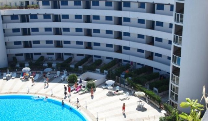 Appartamento su Residence Paradiso Azzurro